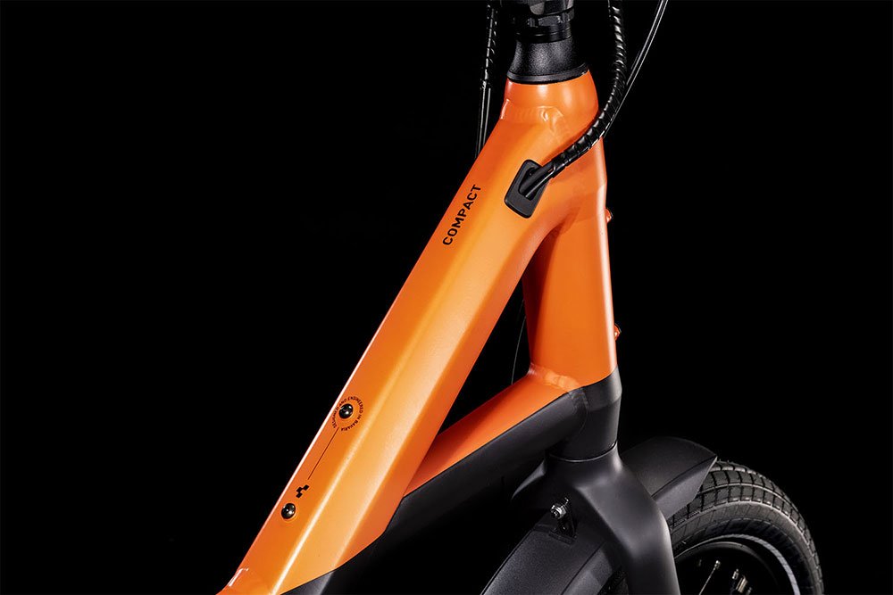 Cube Compact Hybrid 500 black´n´sparkorange – Bild 2